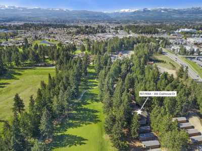 Home For Sale in Courtenay, Canada