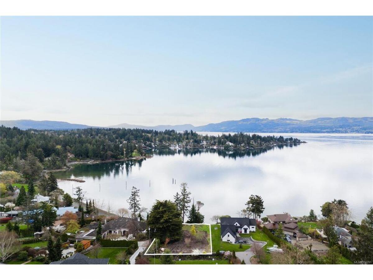 Picture of Residential Land For Sale in North Saanich, British Columbia, Canada