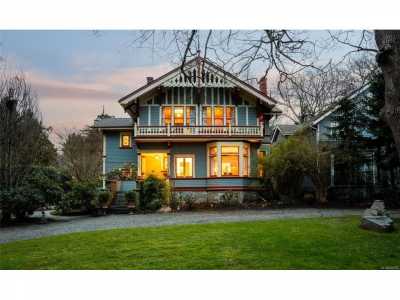 Home For Sale in Victoria, Canada