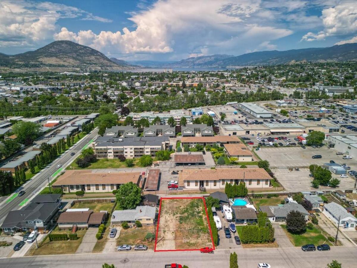 Picture of Residential Land For Sale in Penticton, British Columbia, Canada