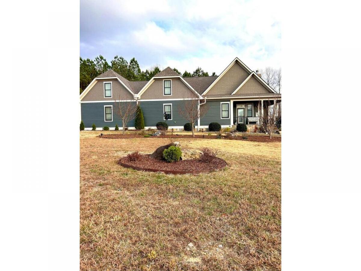 Picture of Home For Sale in Jasper, Tennessee, United States