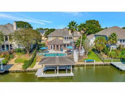 Home For Sale in Seabrook, Texas