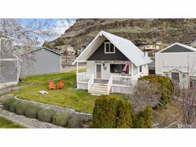 Home For Sale in Quincy, Washington