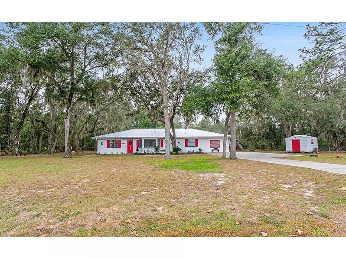 Picture of Home For Sale in Interlachen, Florida, United States