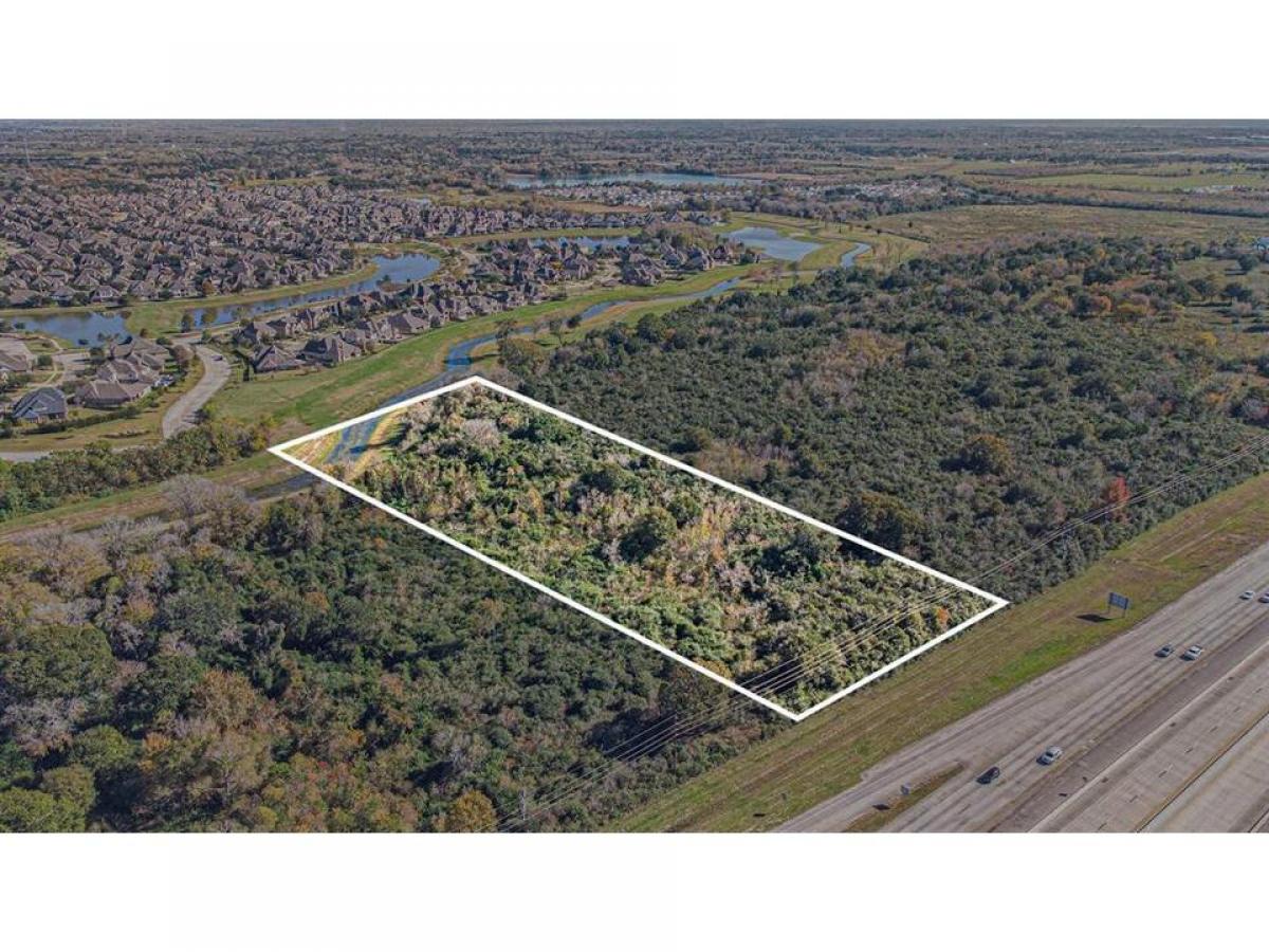 Picture of Residential Land For Sale in Manvel, Texas, United States