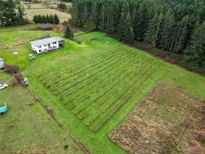 Home For Sale in Mayne Island, Canada