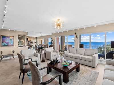 Condo For Sale in Boca Raton, Florida