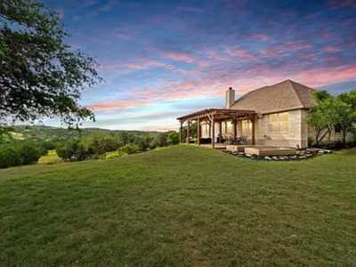 Home For Sale in Dripping Springs, Texas