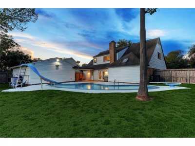 Home For Sale in Seabrook, Texas