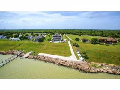 Home For Sale in Baytown, Texas