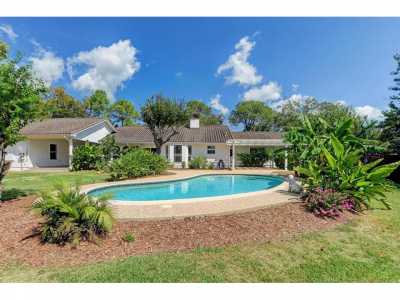 Home For Sale in Santa Fe, Texas