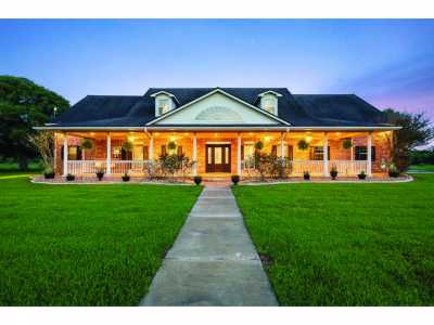 Home For Sale in Needville, Texas