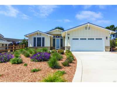 Home For Sale in Bodega Bay, California