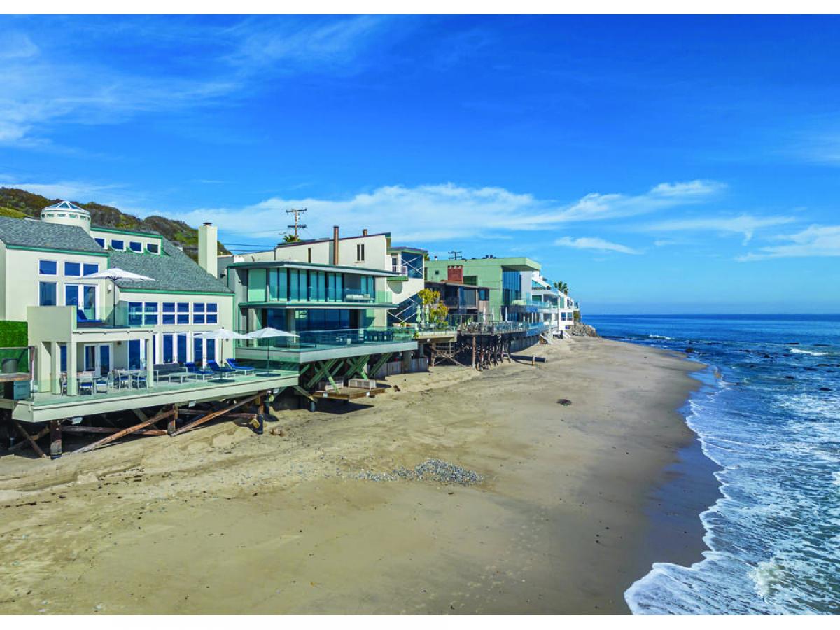 Picture of Home For Sale in Malibu, California, United States