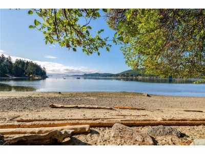 Home For Sale in Mayne Island, Canada