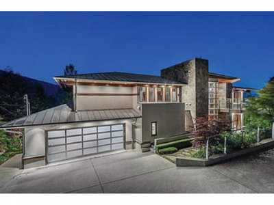 Home For Sale in West Vancouver, Canada