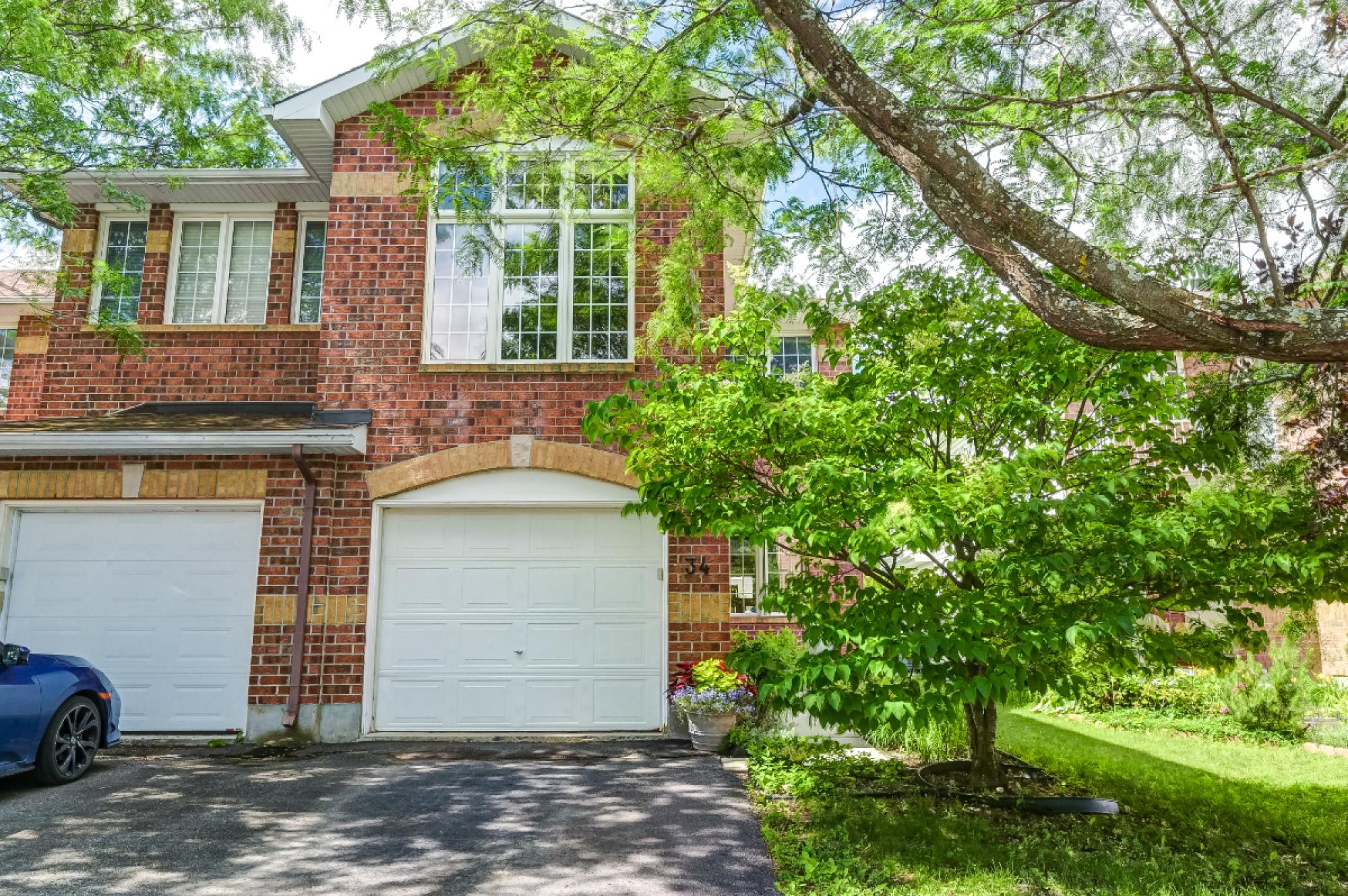 Picture of Home For Sale in Kanata, Ontario, Canada