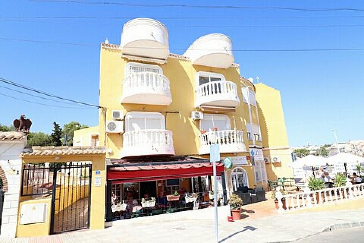 Picture of Apartment For Sale in Villamartin, Alicante, Spain