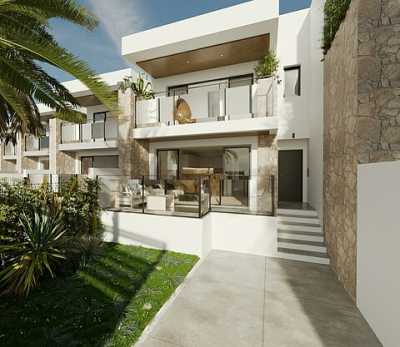 Villa For Sale in 