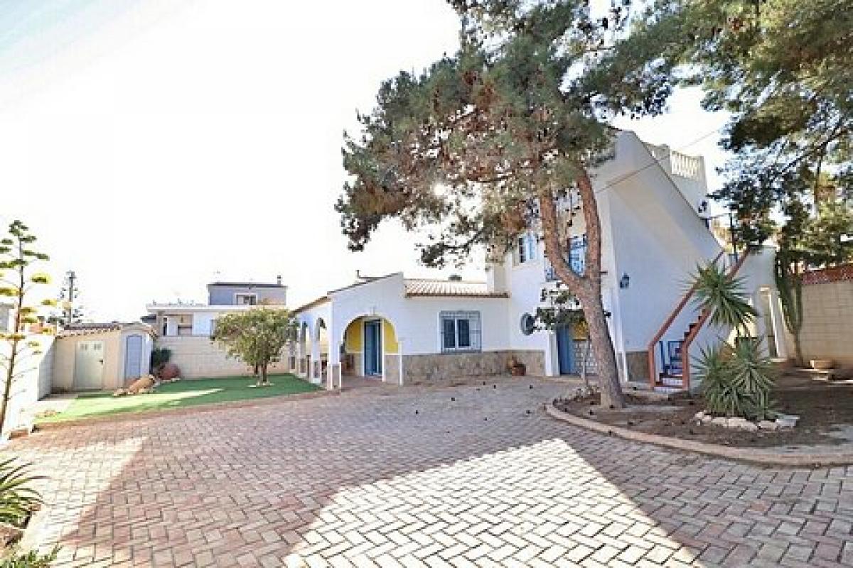 Picture of Villa For Sale in Los Dolses, Alicante, Spain