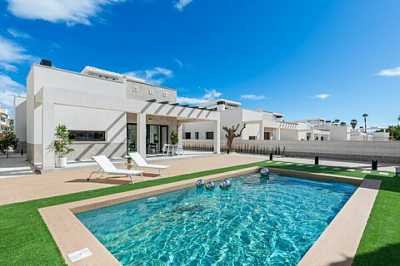 Villa For Sale in Ciudad Quesada, Spain