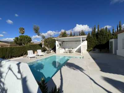 Home For Sale in Arriate, Spain