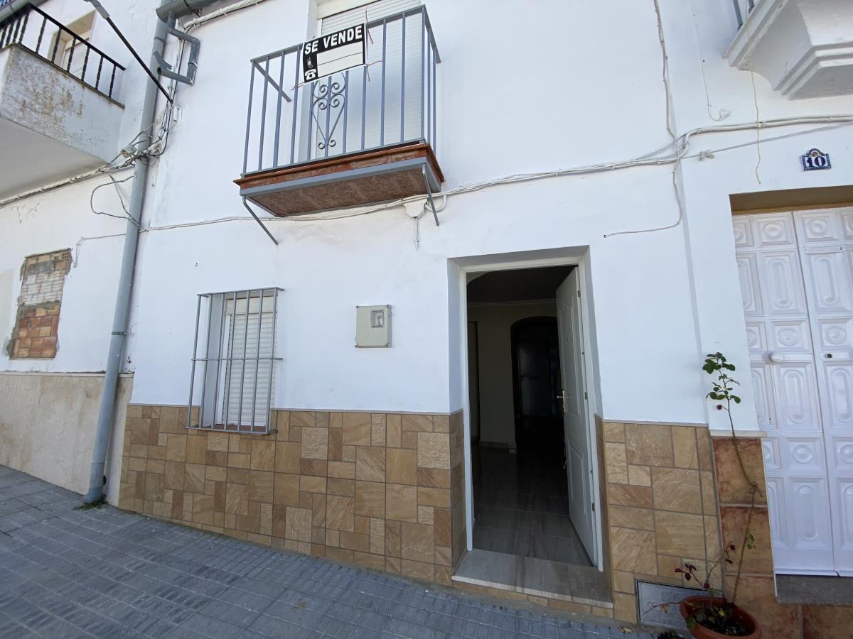 Picture of Home For Sale in Pruna, Seville, Spain