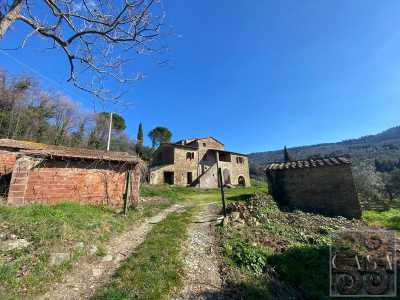 Home For Sale in Cortona, Italy