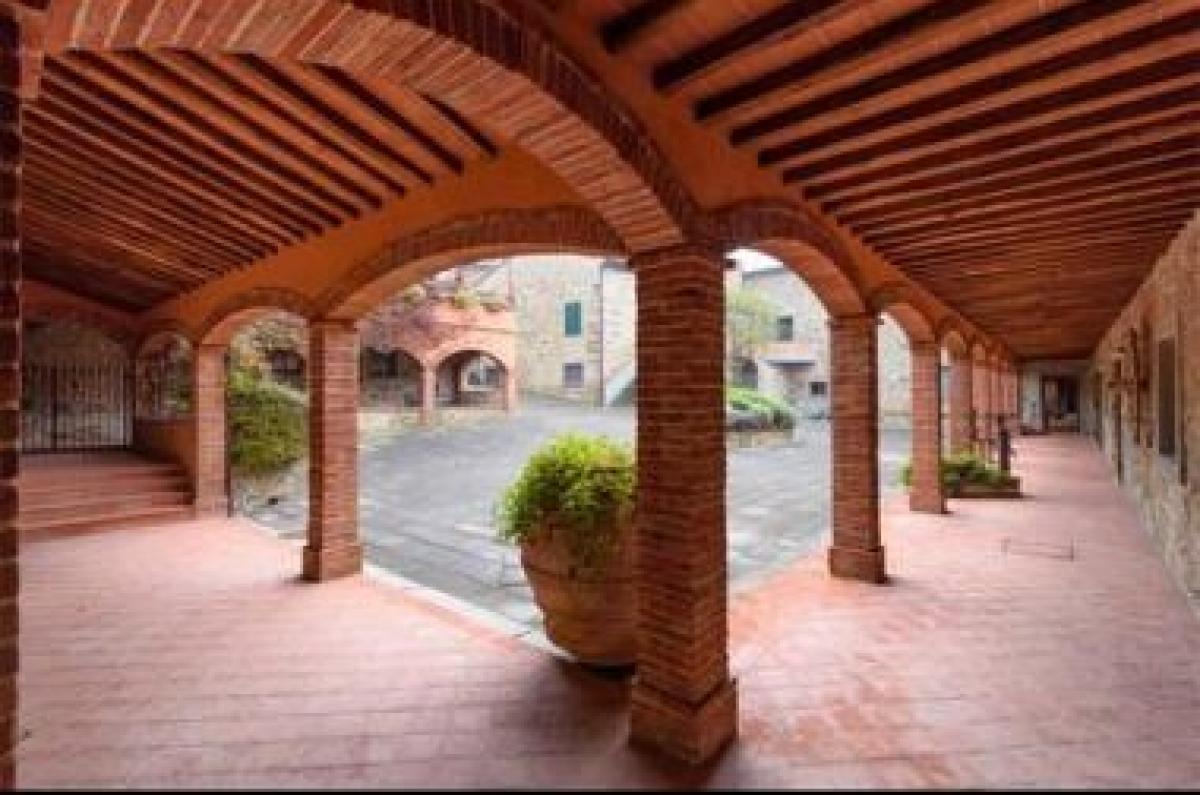 Picture of Apartment For Sale in Cortona, Arezzo, Italy