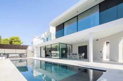 Villa For Sale in 