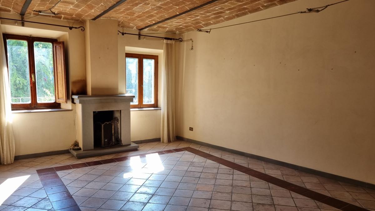 Picture of Apartment For Sale in Volterra, Tuscany, Italy