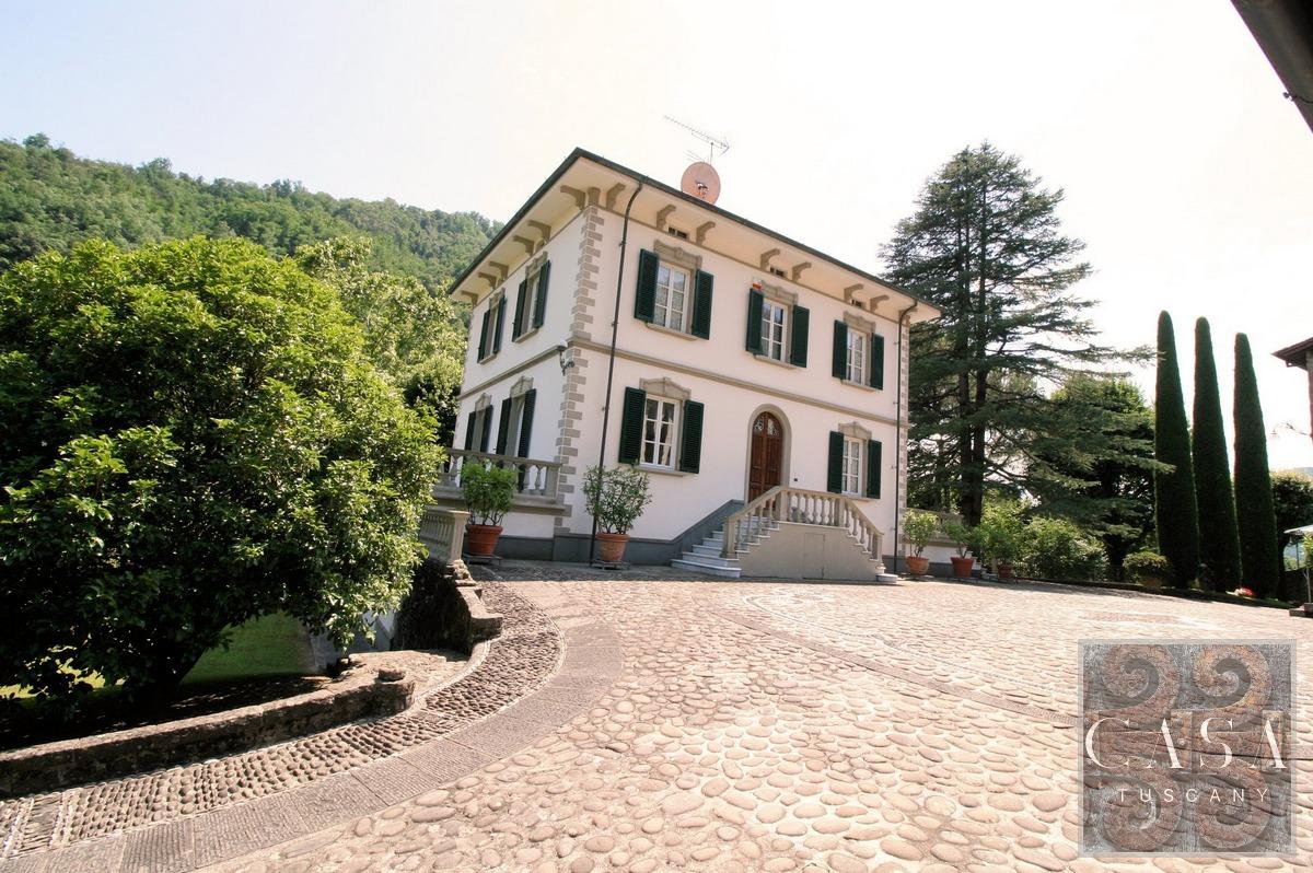 Picture of Villa For Sale in Bagni Di Lucca, Tuscany, Italy