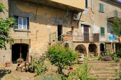 Apartment For Sale in Volterra, Italy