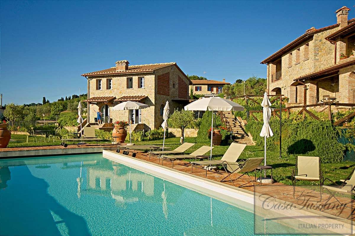 Picture of Apartment For Sale in Chianni, Tuscany, Italy