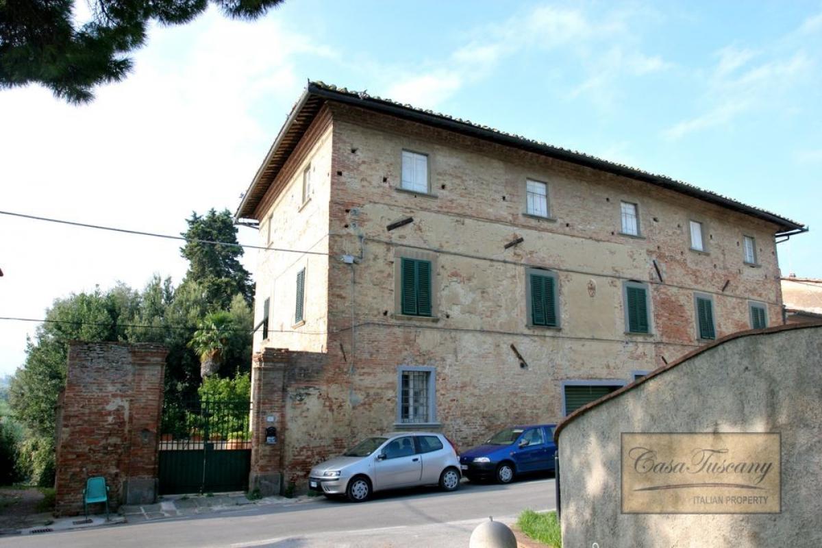 Picture of Villa For Sale in Cevoli Lari, Tuscany, Italy