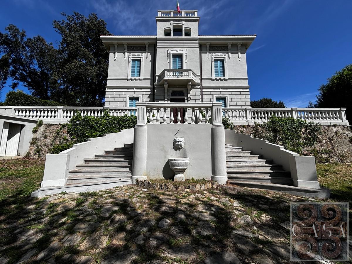 Picture of Villa For Sale in Pisa, Tuscany, Italy