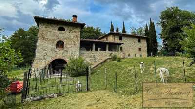 Home For Sale in Chiusi Della Verna, Italy