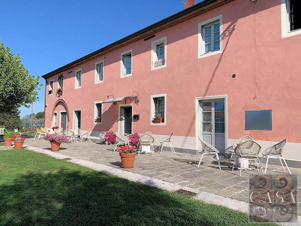 Picture of Villa For Sale in Lucca, Tuscany, Italy