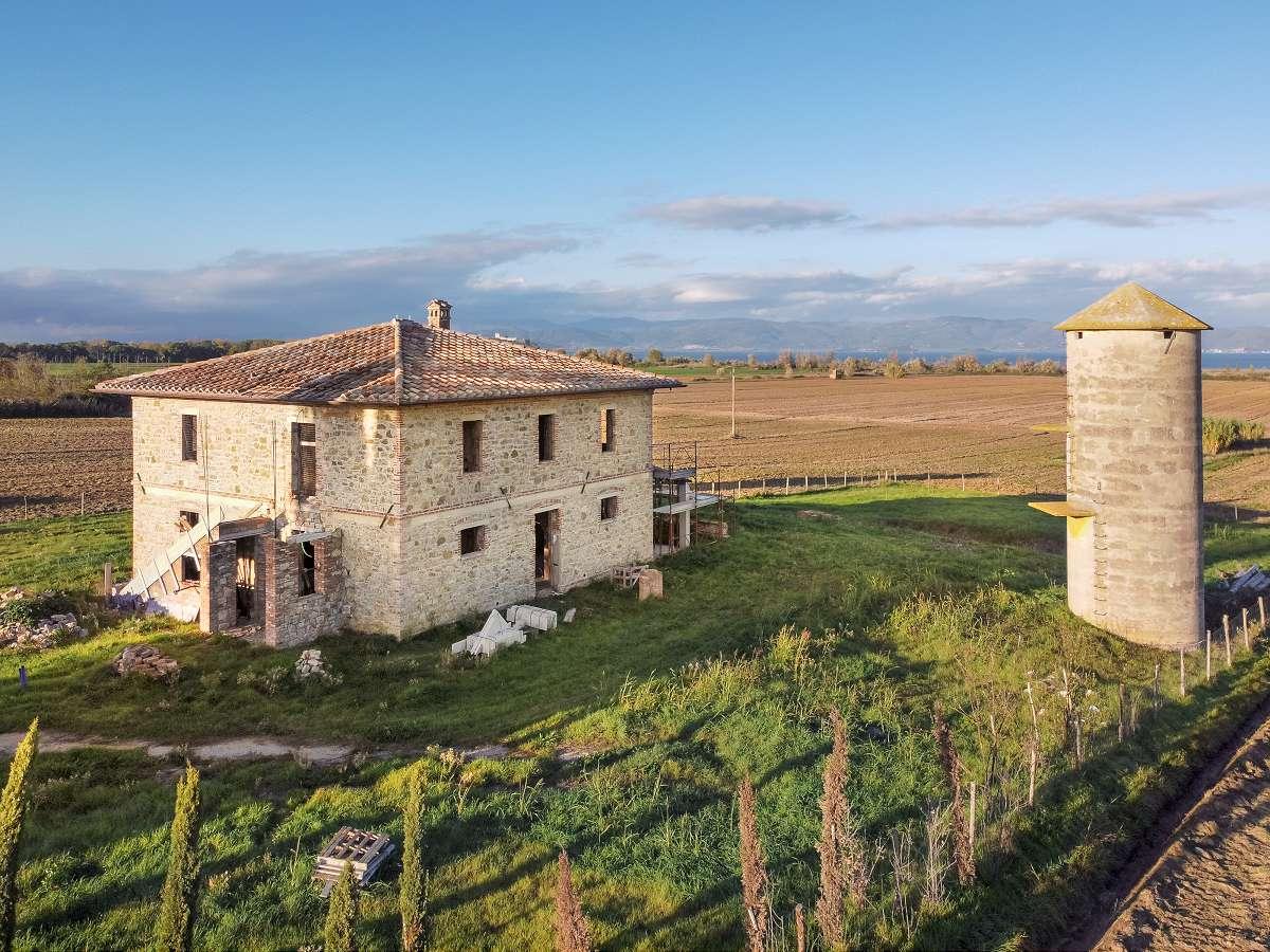 Picture of Home For Sale in Castiglione Del Lago, Umbria, Italy