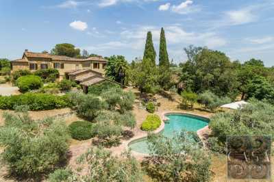 Home For Sale in Lucignano, Italy