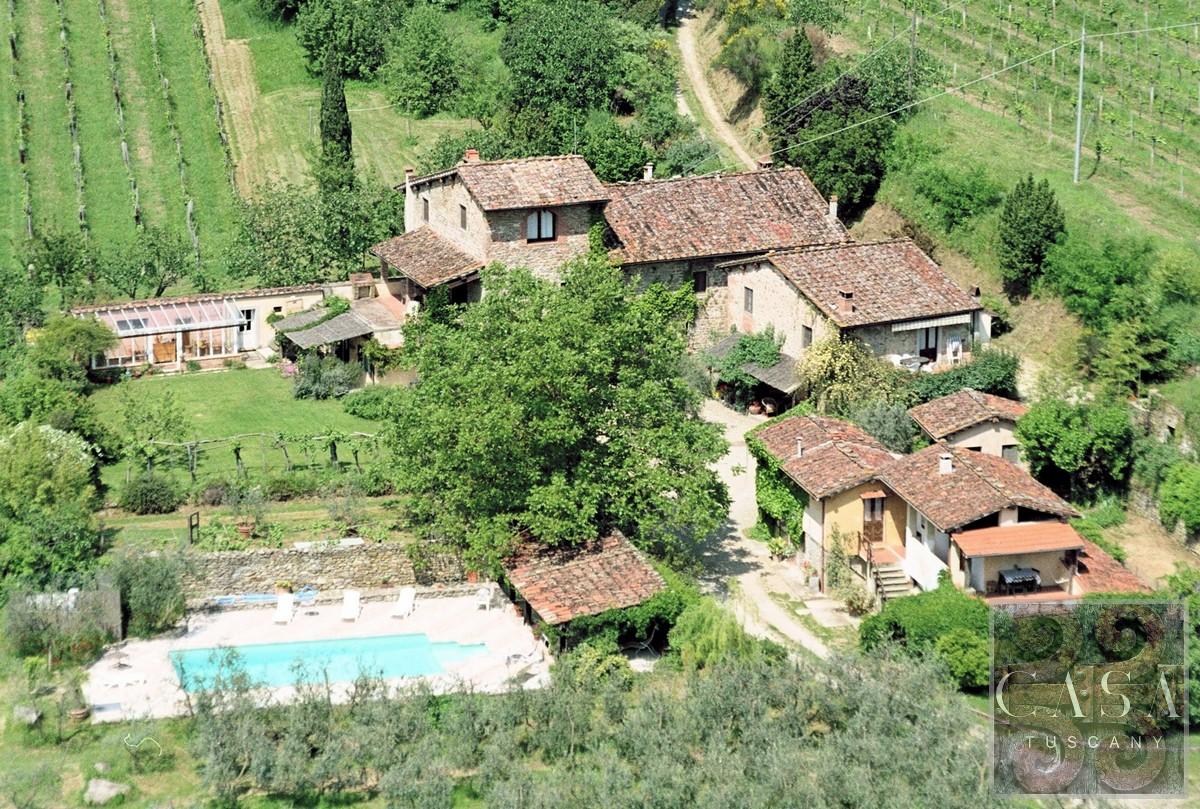 Picture of Farm For Sale in Loro Ciuffenna, Tuscany, Italy