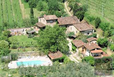 Farm For Sale in Loro Ciuffenna, Italy