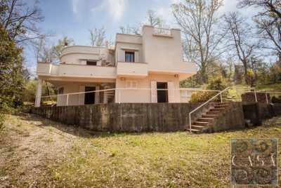 Villa For Sale in Capannoli, Italy