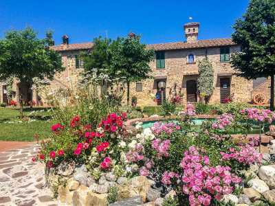 Apartment For Sale in Castiglione Del Lago, Italy