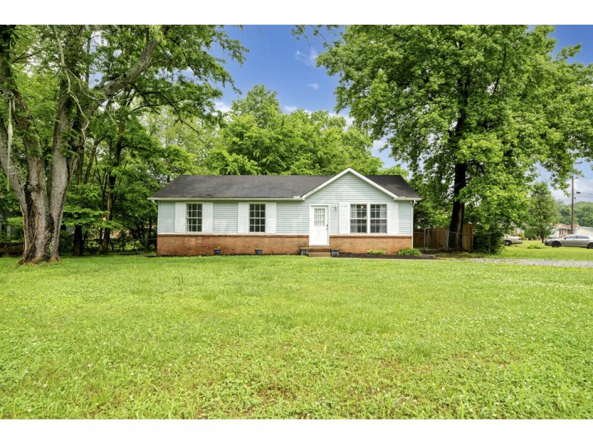 Picture of Home For Sale in Clarksville, Tennessee, United States