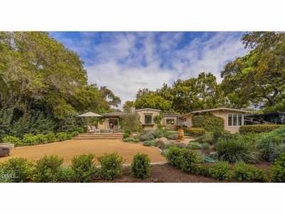 Home For Sale in Ojai, California