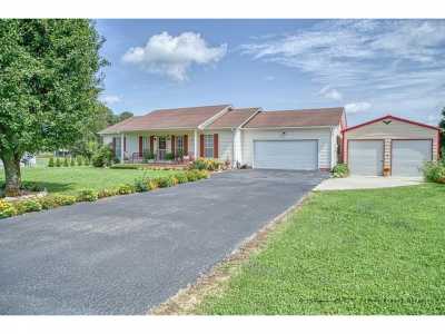 Home For Sale in Cookeville, Tennessee