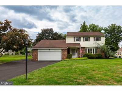 Home For Sale in Audubon, Pennsylvania