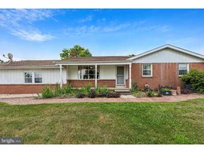 Home For Sale in Souderton, Pennsylvania