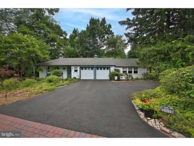 Home For Sale in Lansdale, Pennsylvania